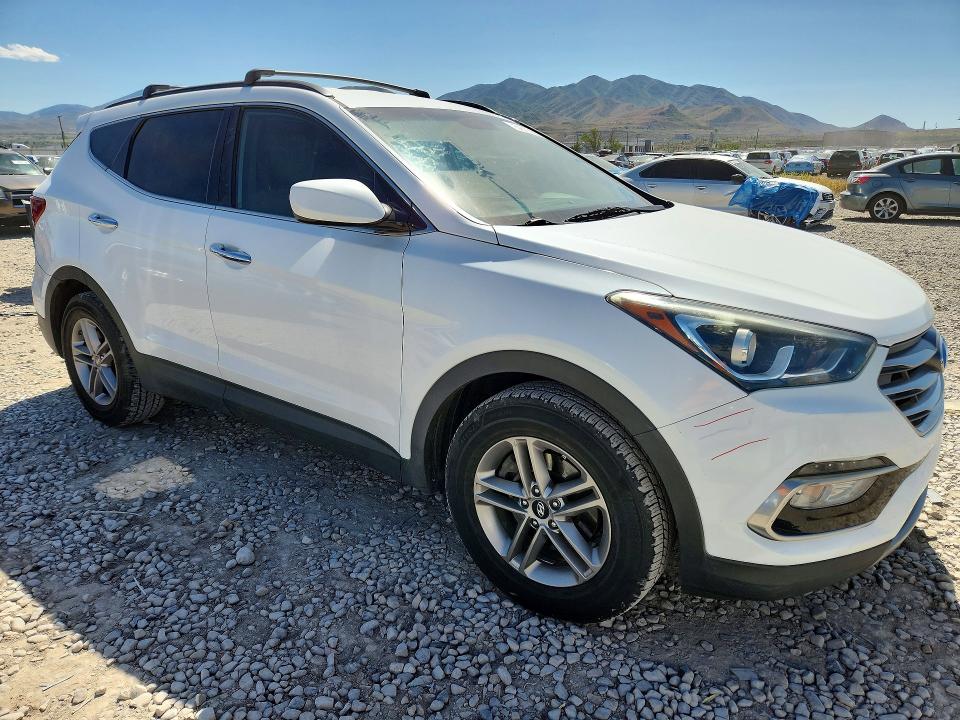 Продажа на аукционе авто 2017 Hyundai Santa Fe Sport, vin: 5NMZUDLB5HH032907, номер лота: 54819186