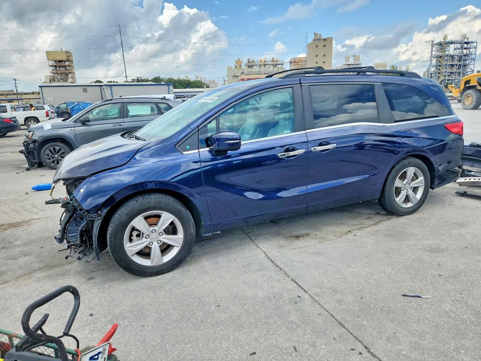 53449746 :رقم المزاد ، 5FNRL6H74KB123856 vin ، 2019 Honda Odyssey مزاد بيع