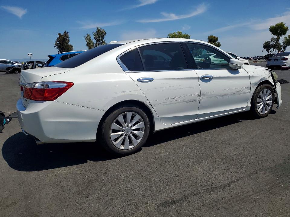 Продажа на аукционе авто 2015 Honda Accord, vin: 1HGCR3F88FA015691, номер лота: 54419196