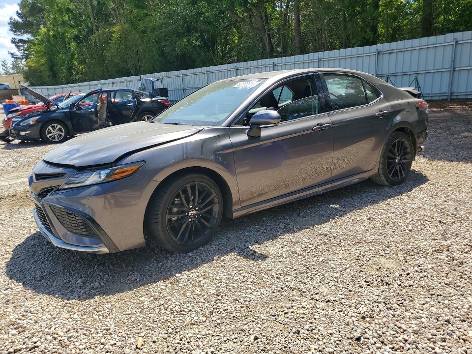 2024 Toyota Camry მანქანა იყიდება აუქციონზე, vin: 4T1K31AKXRU068233, აუქციონის ნომერი: 53590916