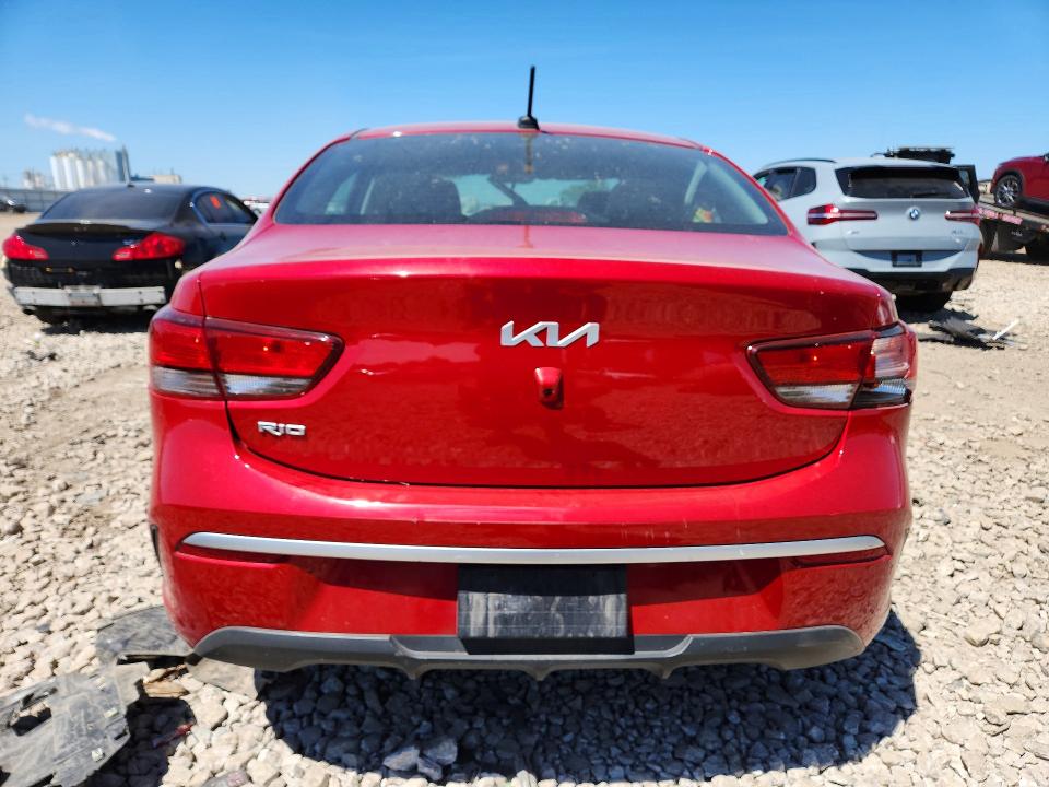 55311256 :رقم المزاد ، 3KPA24AD6NE505479 vin ، 2022 Kia Rio مزاد بيع