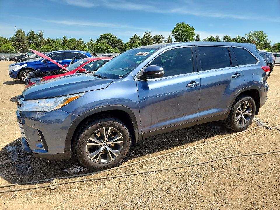 Auction sale of the 2019 Toyota Highlander, vin: 5TDBZRFH7KS960643, lot number: 55066846