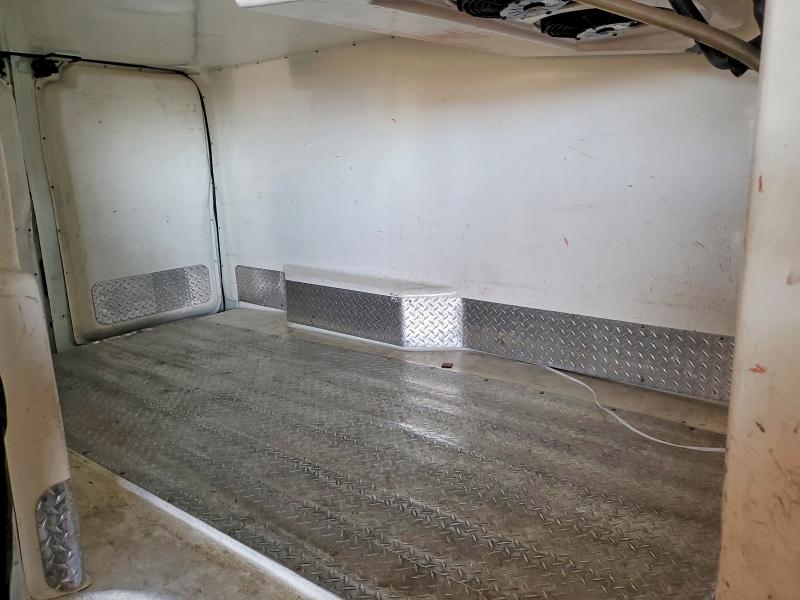 55006316 :رقم المزاد ، 1N6BF0KX9FN808440 vin ، 2015 Nissan Nv مزاد بيع