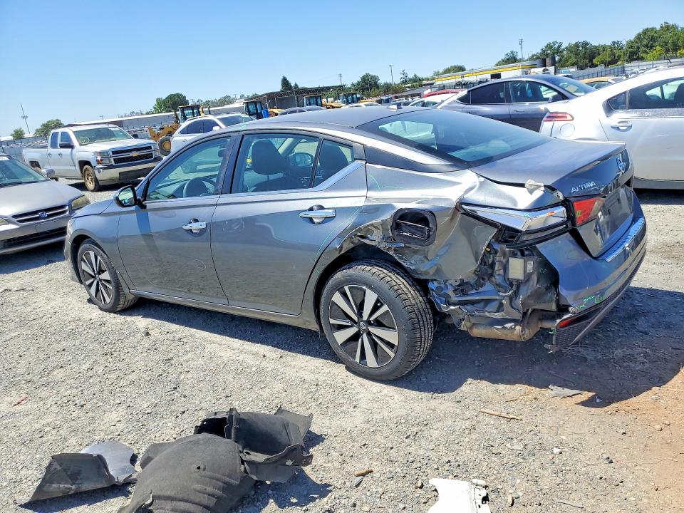 54006606 :رقم المزاد ، 1N4BL4DV7NN413742 vin ، 2022 Nissan Altima مزاد بيع