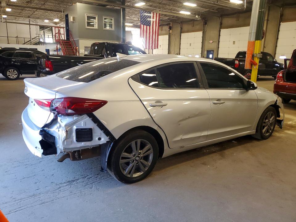 52903986 :رقم المزاد ، 5NPD84LF9HH161110 vin ، 2017 Hyundai Elantra مزاد بيع