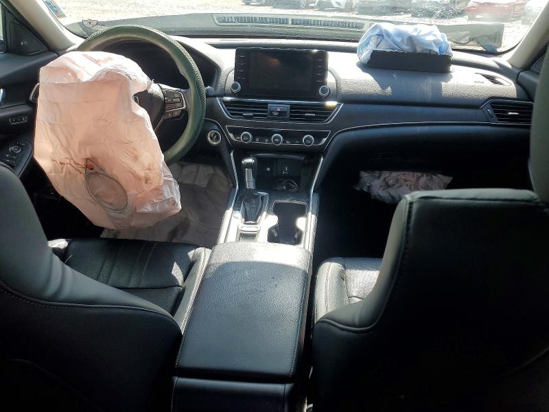 52663236 :رقم المزاد ، 1HGCV1F55JA183917 vin ، 2018 Honda Accord مزاد بيع