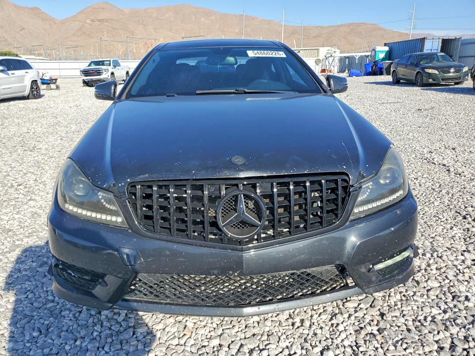 54860226 :رقم المزاد ، WDDGJ8JB6EG309504 vin ، 2014 Mercedes-benz C مزاد بيع