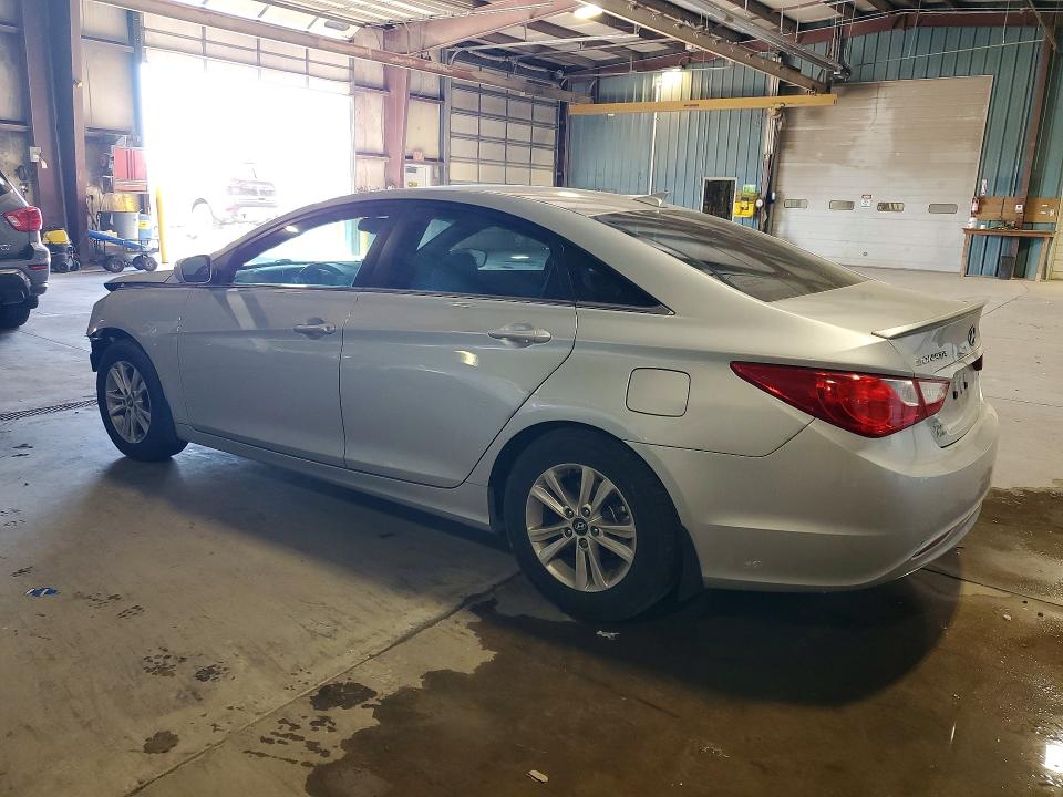 53095896 :رقم المزاد ، 5NPEB4AC3DH716819 vin ، 2013 Hyundai Sonata مزاد بيع
