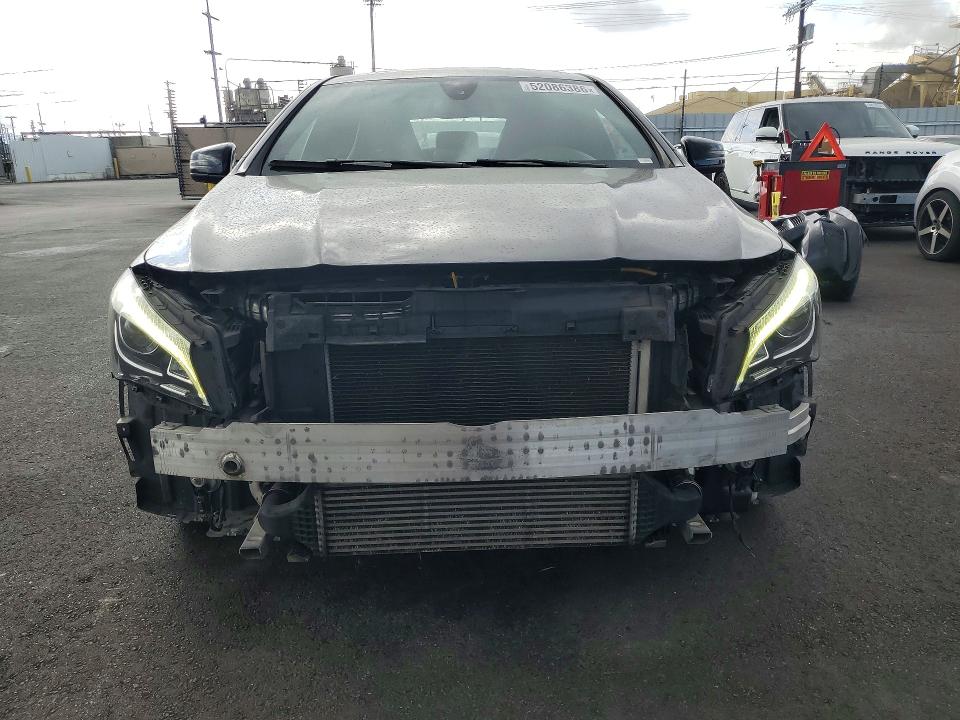 52086386 :رقم المزاد ، WDDSJ4EB8KN737420 vin ، 2019 Mercedes-benz Cla مزاد بيع