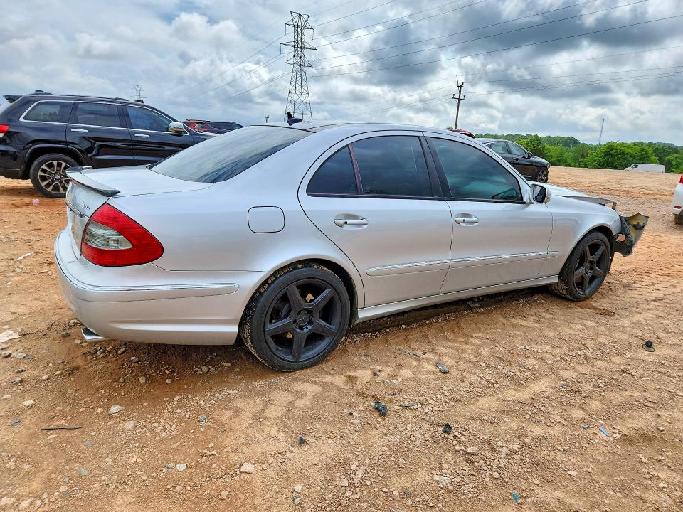 2009 Mercedes-benz E მანქანა იყიდება აუქციონზე, vin: WDBUF90X79B393173, აუქციონის ნომერი: 54779396