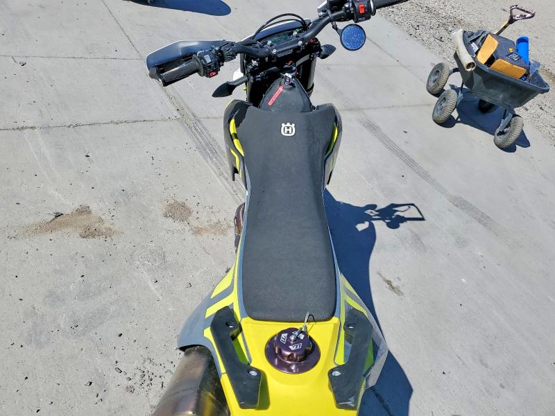Продаж на аукціоні авто 2024 Husqvarna Supermoto 701, vin: VBKUSV407RM765245, номер лоту: 54704036