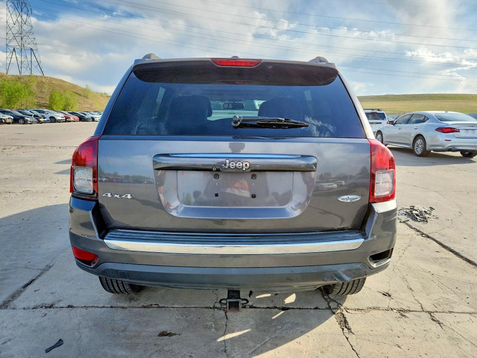 53448846 :رقم المزاد ، 1C4NJDEB3FD109932 vin ، 2015 Jeep Compass مزاد بيع