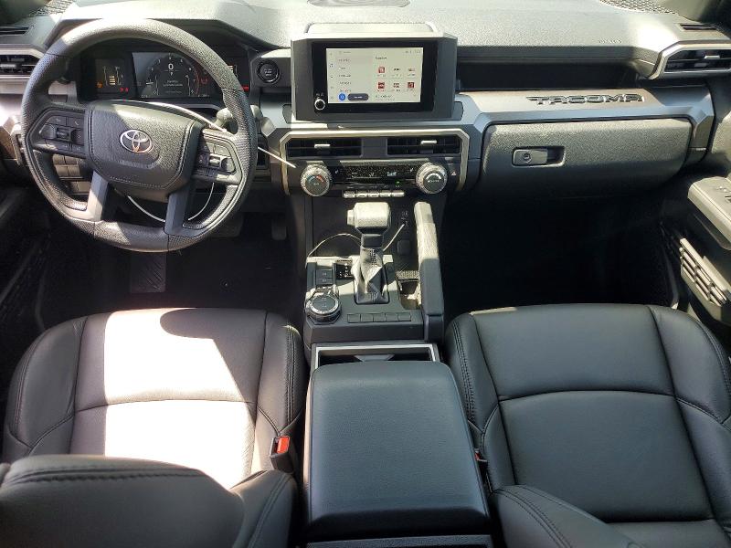 52028826 :رقم المزاد ، 3TMLB5JN8SM205371 vin ، 2025 Toyota Tacoma مزاد بيع