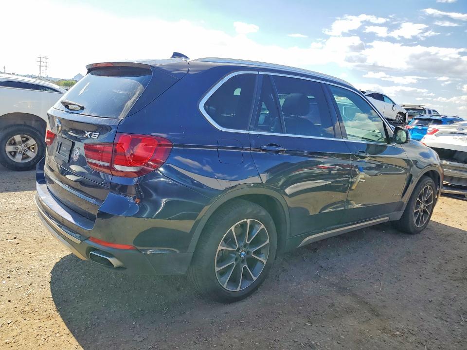 Продаж на аукціоні авто 2018 Bmw X5, vin: 5UXKR0C50J0X95752, номер лоту: 53117646