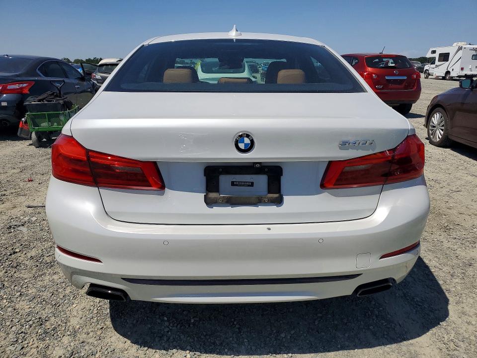 54786636 :رقم المزاد ، WBAJE5C51JG918050 vin ، 2018 Bmw 540 مزاد بيع
