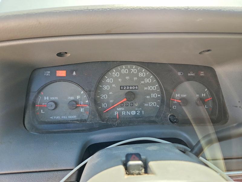 Aukcja sprzedaży 2001 Mercury Grand Marquis, vin: 2MEFM75W71X655956, numer aukcji: 53553536