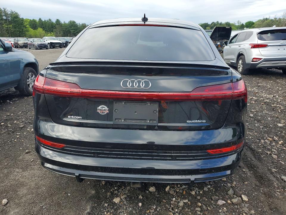 Продаж на аукціоні авто 2021 Audi E-tron, vin: WA12AAGE3MB000947, номер лоту: 52364026