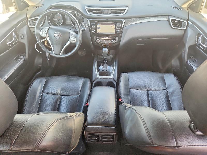 2015 Nissan Rogue მანქანა იყიდება აუქციონზე, vin: 5N1AT2MT7FC853073, აუქციონის ნომერი: 54070226