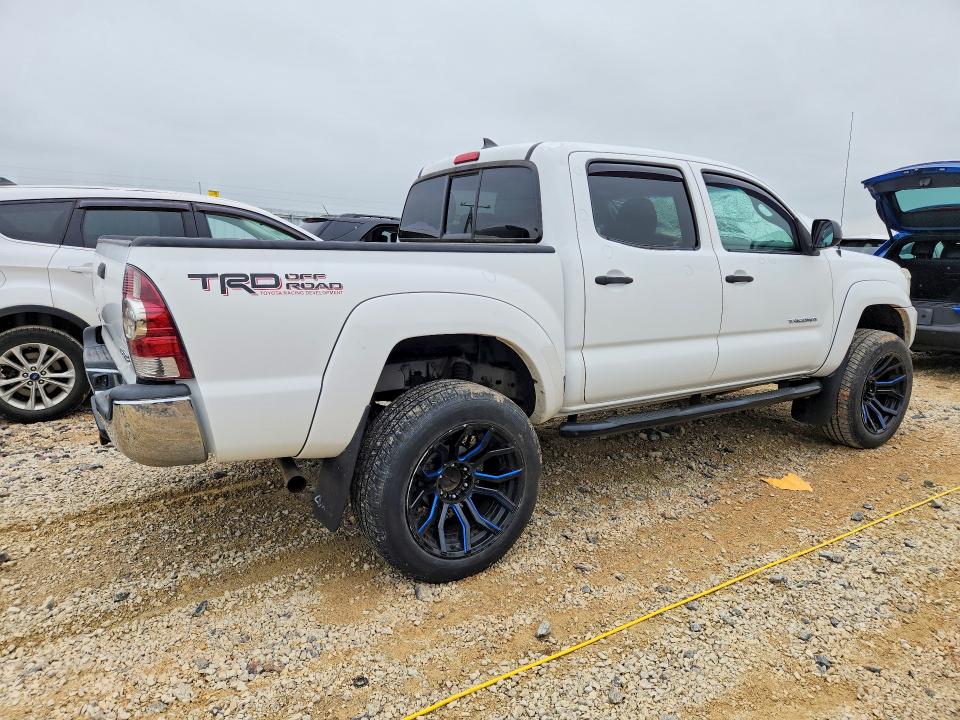 2014 Toyota Tacoma მანქანა იყიდება აუქციონზე, vin: 3TMLU4EN0EM136758, აუქციონის ნომერი: 54002576