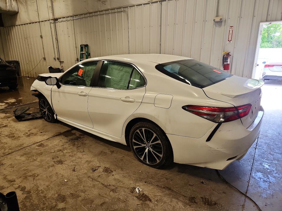 2018 Toyota Camry მანქანა იყიდება აუქციონზე, vin: 4T1B11HKXJU628395, აუქციონის ნომერი: 54636646
