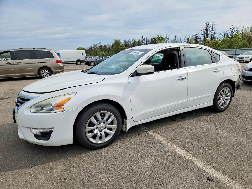 2015 Nissan Altima მანქანა იყიდება აუქციონზე, vin: 1N4AL3AP5FC253840, აუქციონის ნომერი: 54830336