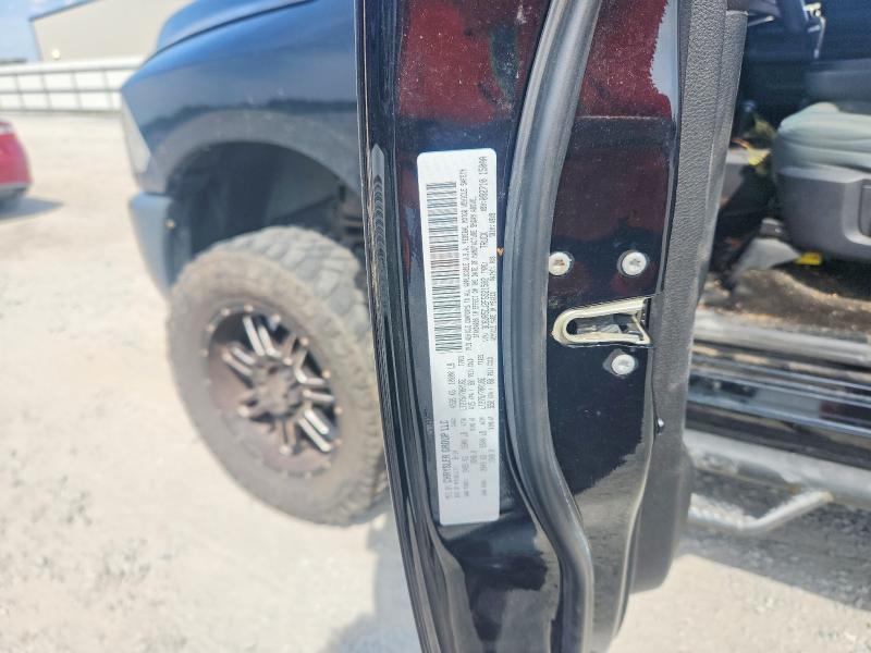 51945856 :رقم المزاد ، 3C6UR5CJ2FG521502 vin ، 2015 Ram 2500 مزاد بيع