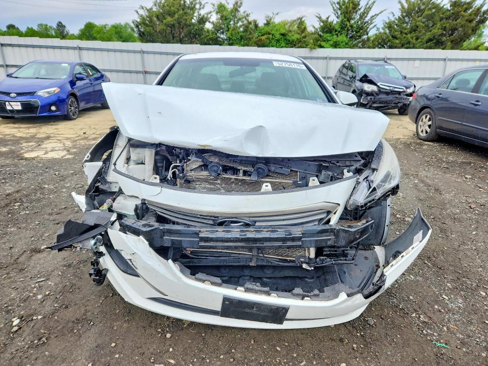 52750176 :رقم المزاد ، 5NPE24AF5HH506769 vin ، 2017 Hyundai Sonata مزاد بيع