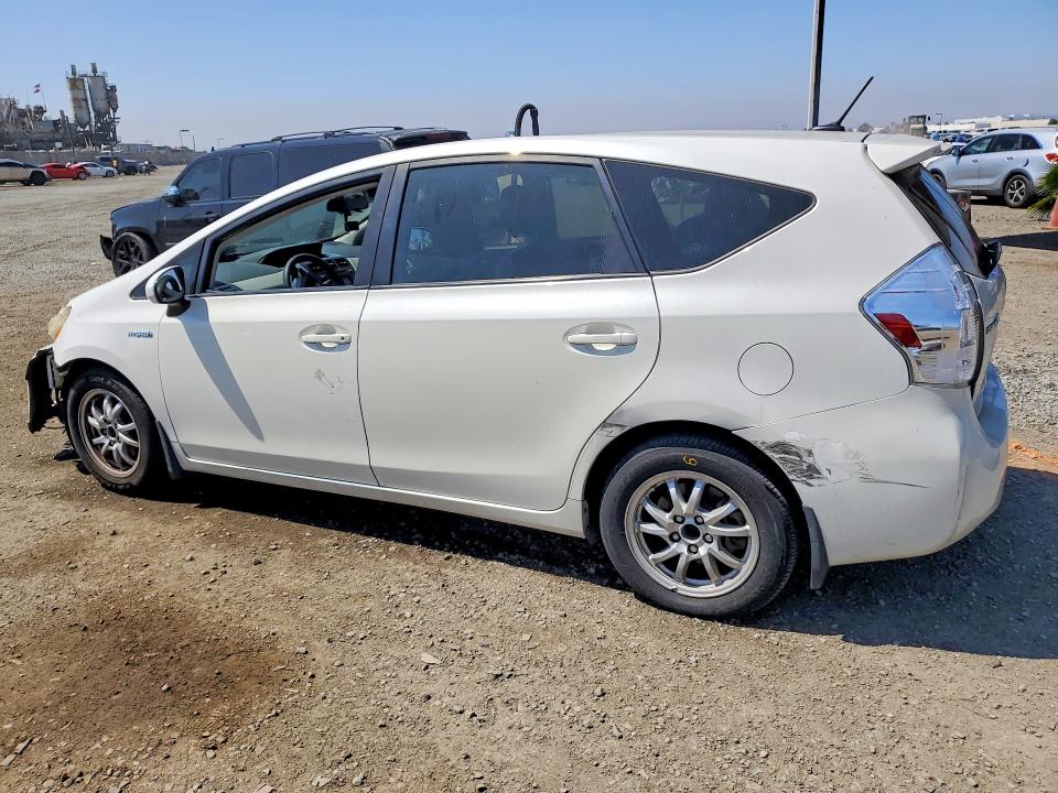 Продажа на аукционе авто 2013 Toyota Prius V, vin: JTDZN3EU8D3218276, номер лота: 54102936