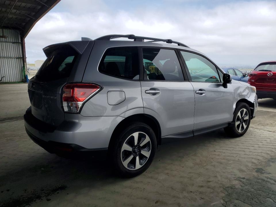 Продаж на аукціоні авто 2018 Subaru Forester, vin: JF2SJAGC1JH542255, номер лоту: 51878676