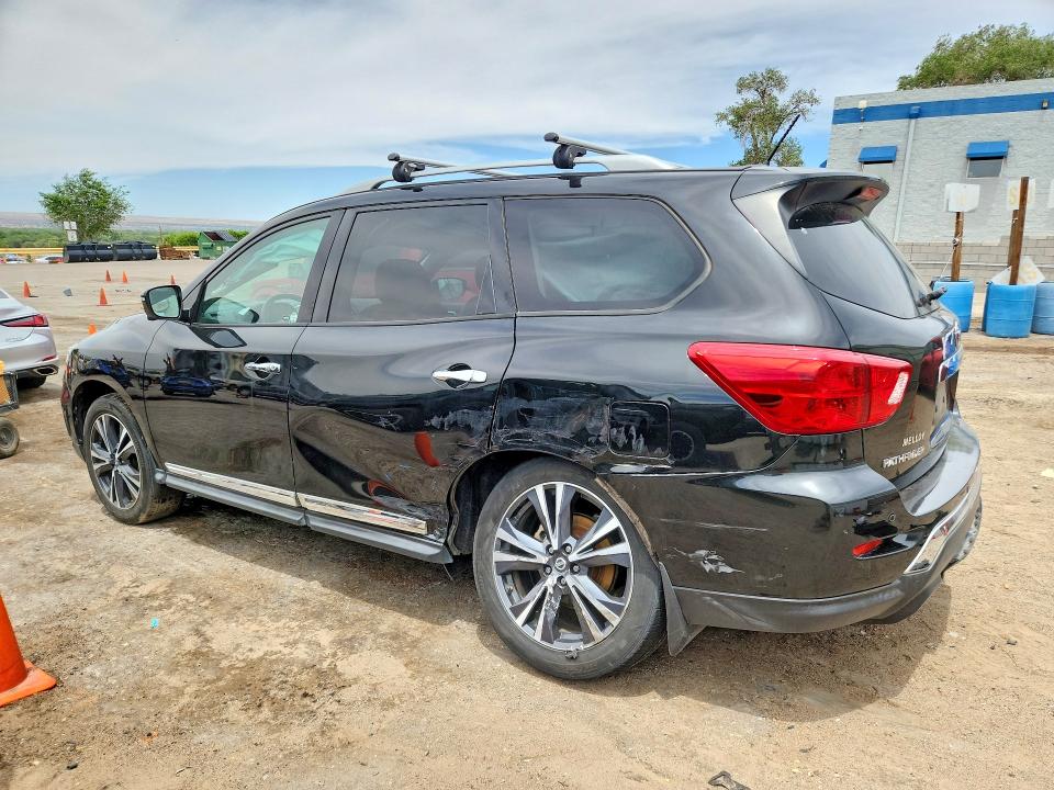 55103786 :رقم المزاد ، 5N1DR2MM2JC655904 vin ، 2018 Nissan Pathfinder مزاد بيع