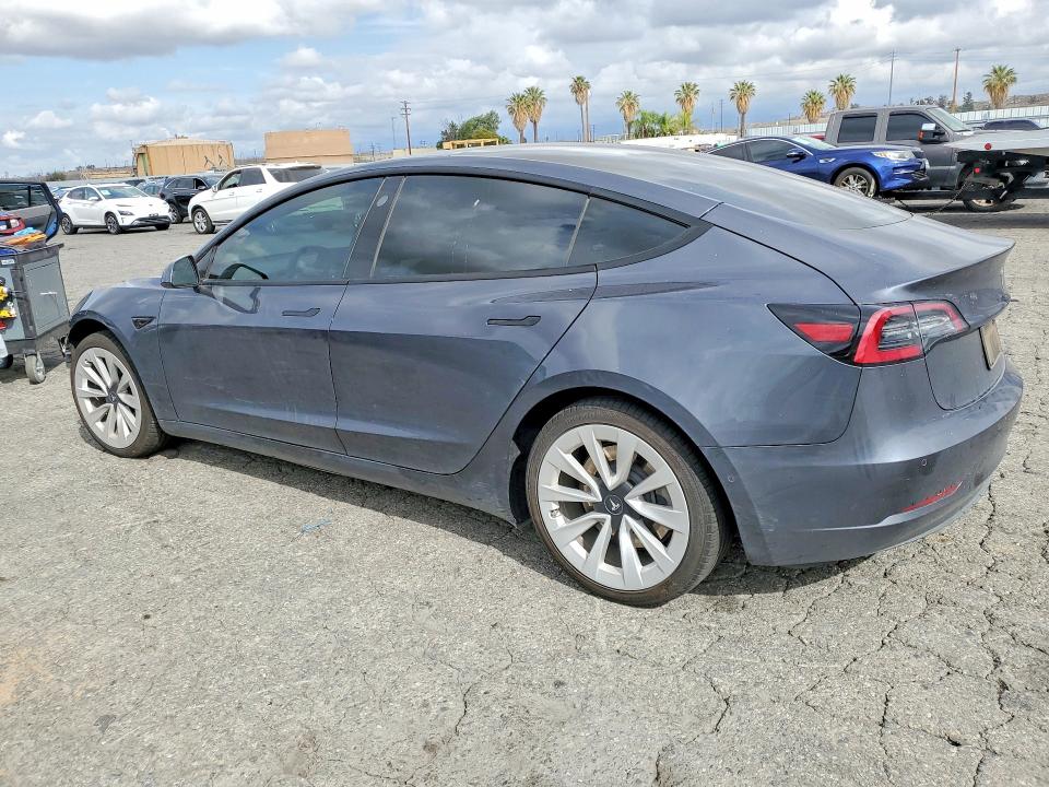 51863246 :رقم المزاد ، 5YJ3E1EB6MF999651 vin ، 2021 Tesla Model 3 مزاد بيع