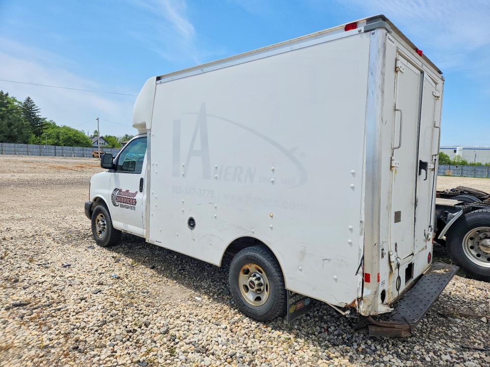 54148276 :رقم المزاد ، 1GD072BGXE1176598 vin ، 2014 Gmc Savana مزاد بيع