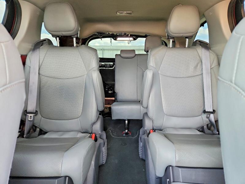 Продаж на аукціоні авто 2021 Toyota Sienna, vin: 5TDZRKEC9MS064245, номер лоту: 53297886