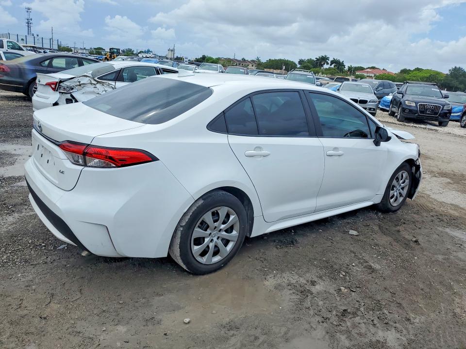54251096 :رقم المزاد ، 5YFEPMAE1NP275618 vin ، 2022 Toyota Corolla مزاد بيع