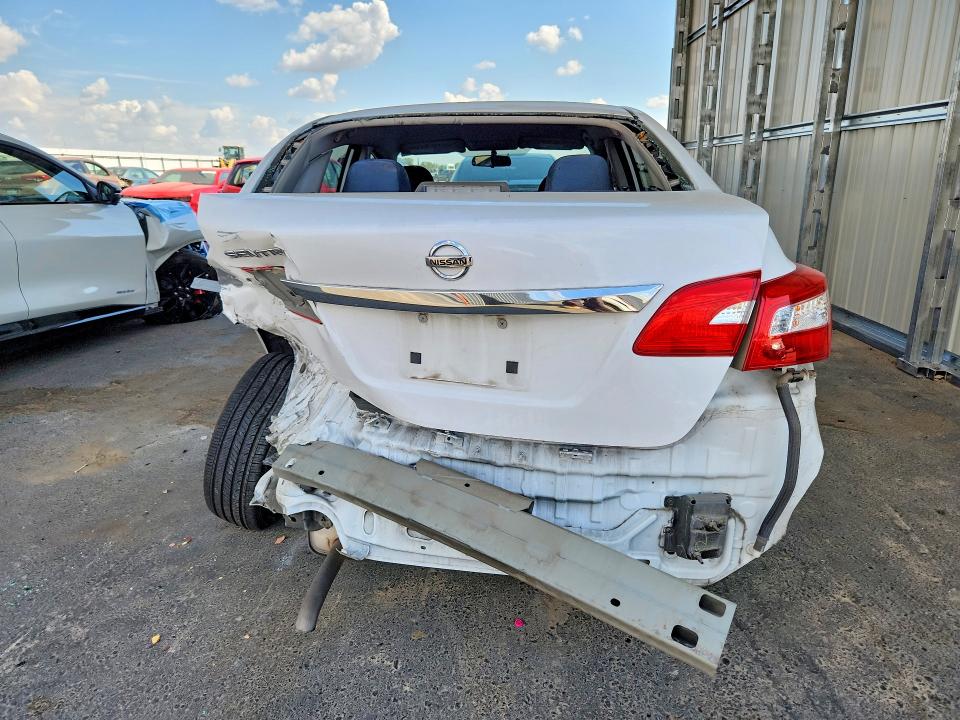 Продаж на аукціоні авто 2019 Nissan Sentra, vin: 3N1AB7AP7KY331995, номер лоту: 55208266
