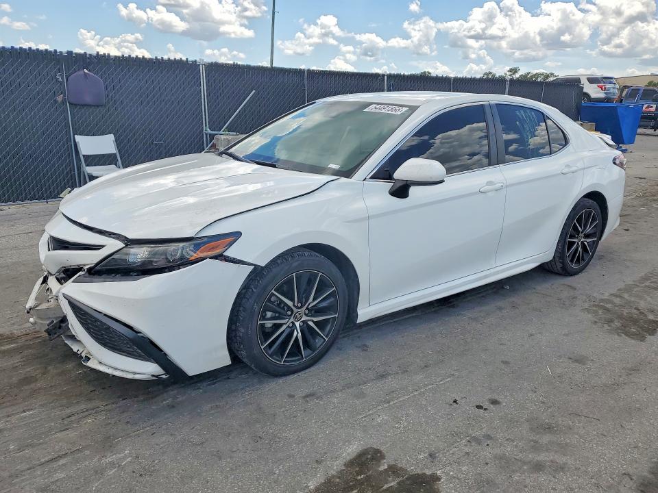 Продаж на аукціоні авто 2021 Toyota Camry, vin: 4T1G11AK8MU431679, номер лоту: 54491866