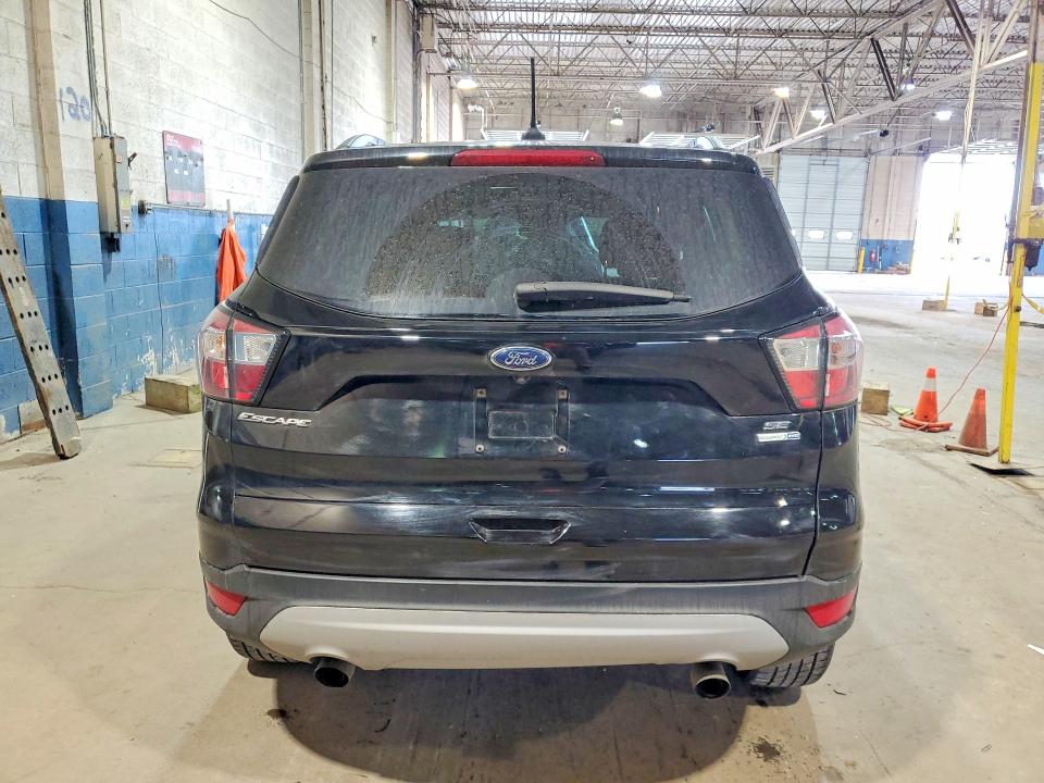 52468496 :رقم المزاد ، 1FMCU9GDXJUB39282 vin ، 2018 Ford Escape مزاد بيع