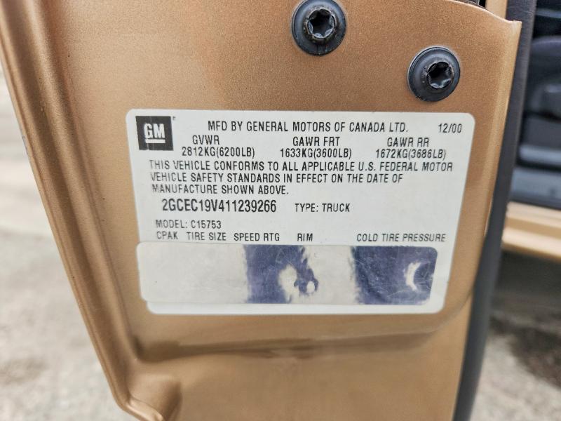 2001 Chevrolet Silverado მანქანა იყიდება აუქციონზე, vin: 2GCEC19V411239266, აუქციონის ნომერი: 53657766