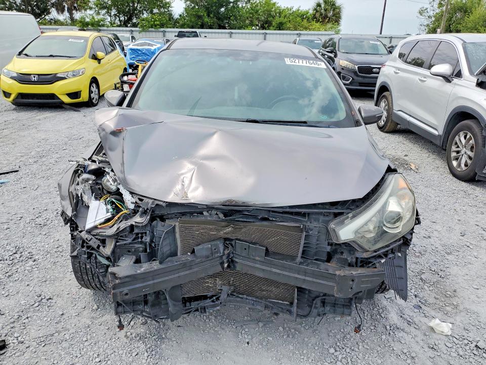 Продажа на аукционе авто 2015 Kia Forte, vin: KNAFX4A8XF5386498, номер лота: 52777646