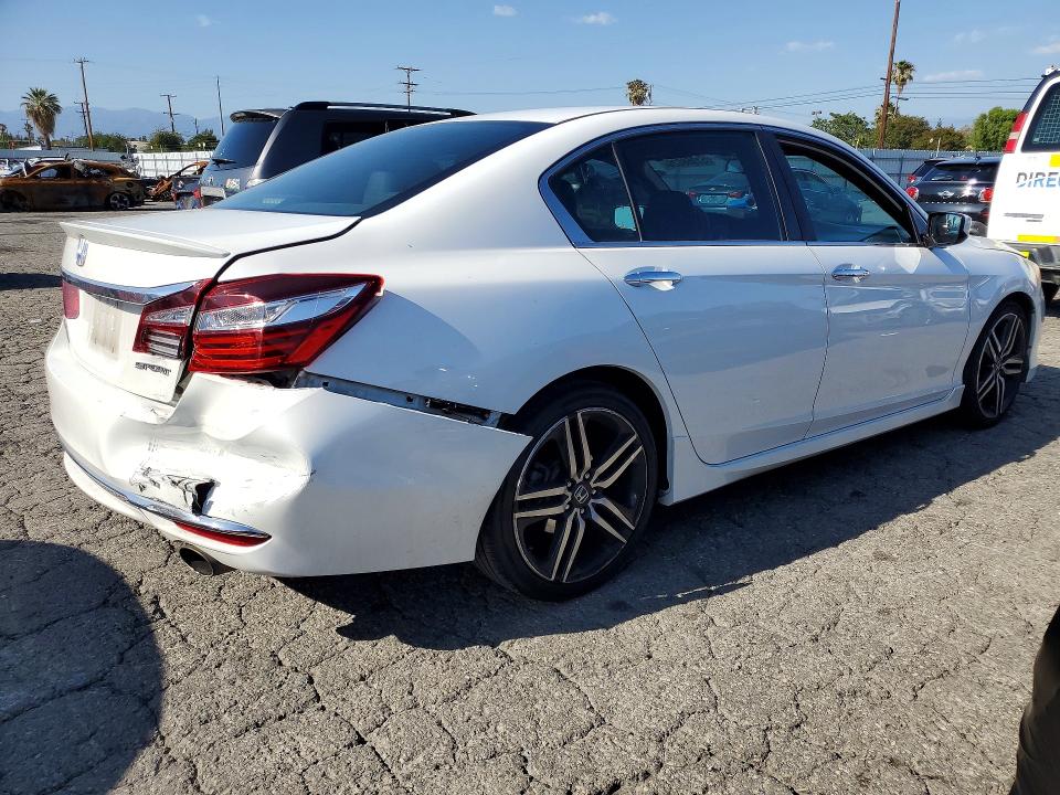 51968026 :رقم المزاد ، 1HGCR2F53HA023135 vin ، 2017 Honda Accord مزاد بيع