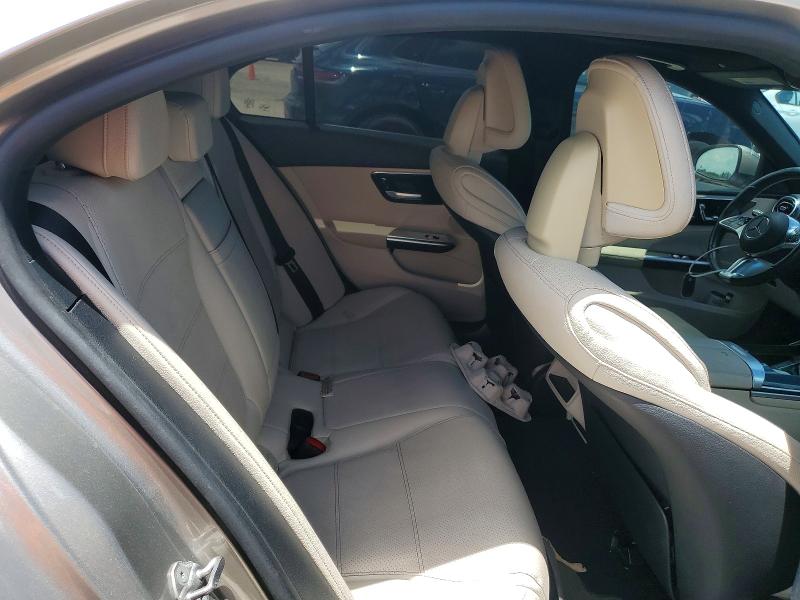 54076686 :رقم المزاد ، W1KAF4GB4NR041953 vin ، 2022 Mercedes-benz C مزاد بيع