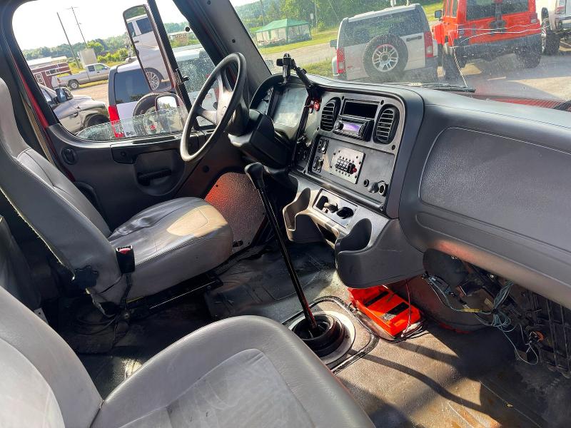 2004 Freightliner M2 მანქანა იყიდება აუქციონზე, vin: 1FVACWCT44HM54266, აუქციონის ნომერი: 54366926