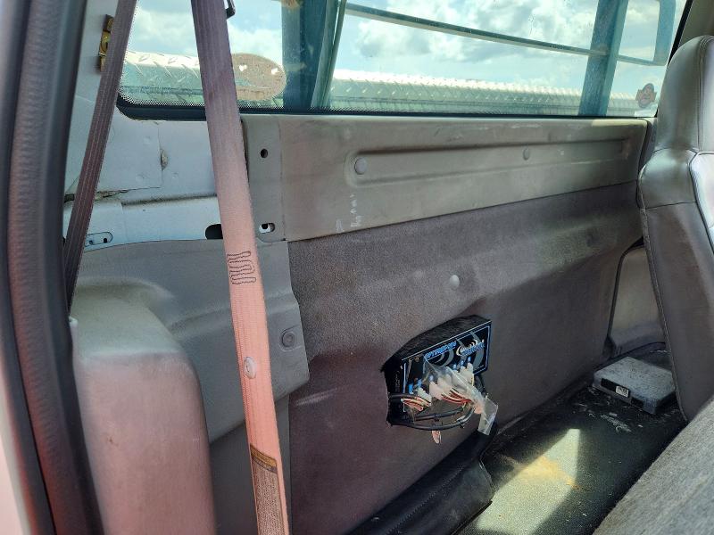 1998 Ford F250 მანქანა იყიდება აუქციონზე, vin: 1FTPF28W4WNB70780, აუქციონის ნომერი: 52504866