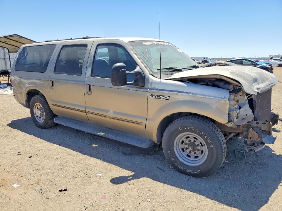 2000 Ford Excursion მანქანა იყიდება აუქციონზე, vin: 1FMNU40L3YEC37832, აუქციონის ნომერი: 52192046