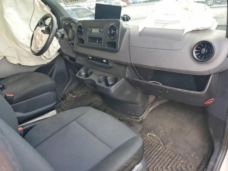 55203876 :رقم المزاد ، W1Y4KBHY8RT176366 vin ، 2024 Mercedes-benz Sprinter مزاد بيع