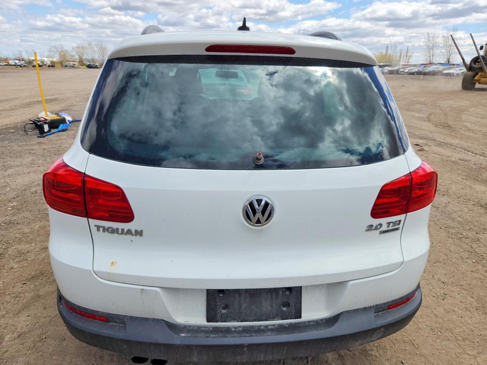 2015 Volkswagen Tiguan მანქანა იყიდება აუქციონზე, vin: WVGJV7AX2FW608811, აუქციონის ნომერი: 53379496