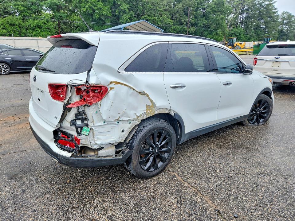 52743066 :رقم المزاد ، 5XYPG4A56LG680531 vin ، 2020 Kia Sorento مزاد بيع