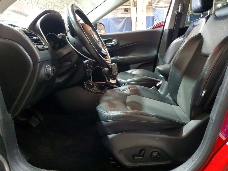 52373636 :رقم المزاد ، 3C4NJDBB3JT394283 vin ، 2018 Jeep Compass مزاد بيع
