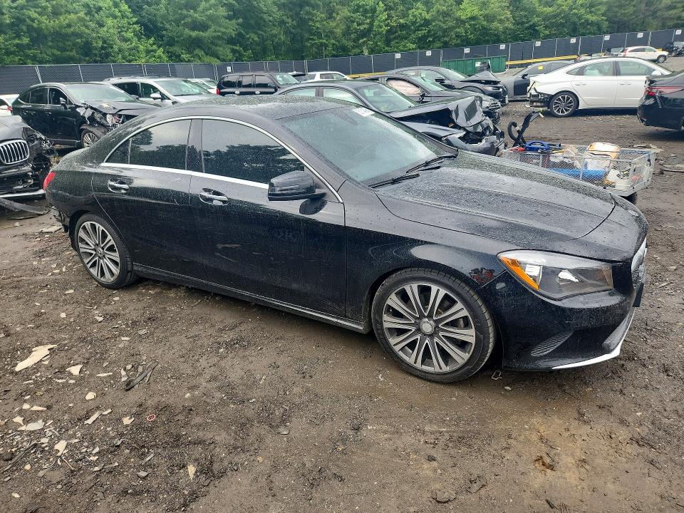 55154096 :رقم المزاد ، WDDSJ4GB8JN646093 vin ، 2018 Mercedes-benz Cla مزاد بيع