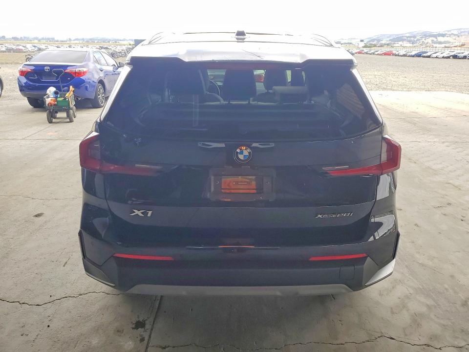 55546906 :رقم المزاد ، WBX73EF01P5X37072 vin ، 2023 Bmw X1 مزاد بيع